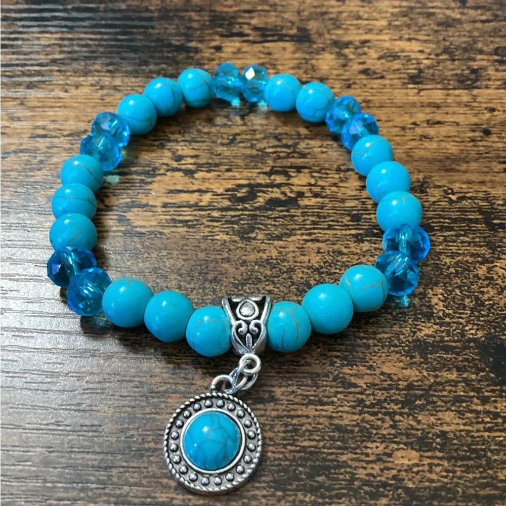 Bracelets - Picture 6 of 15